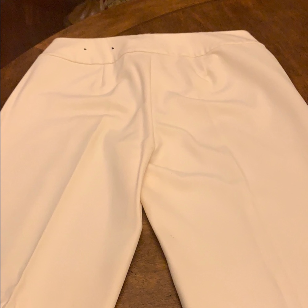 Peck & Peck White Slacks